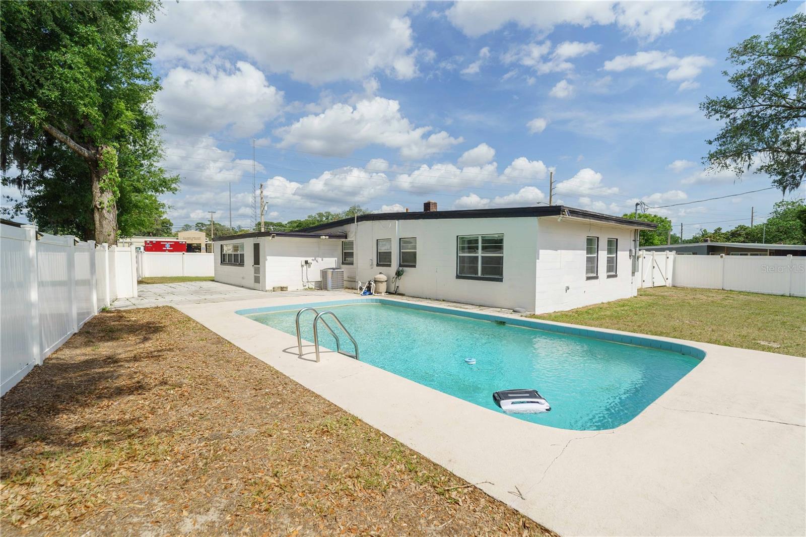 Image 43 of 46 For 3523 6th Street