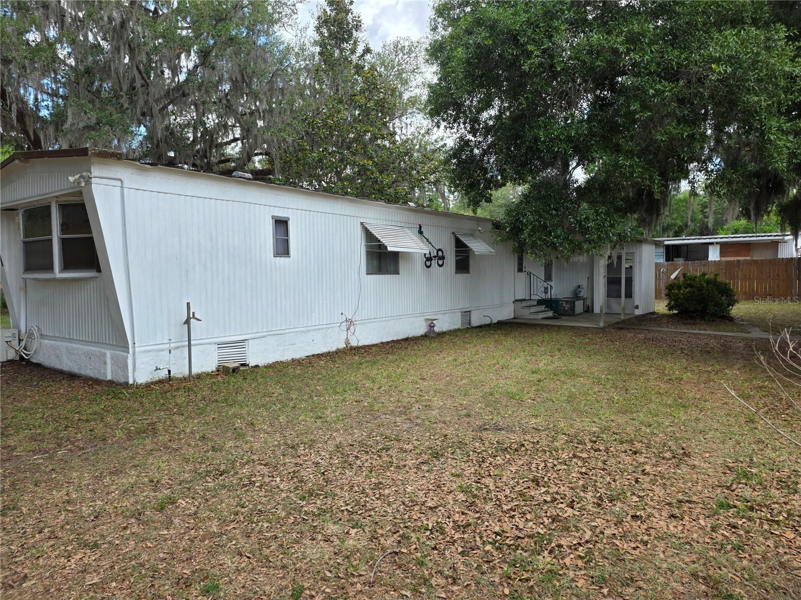Image 20 of 25 For 16995 101st Court Road
