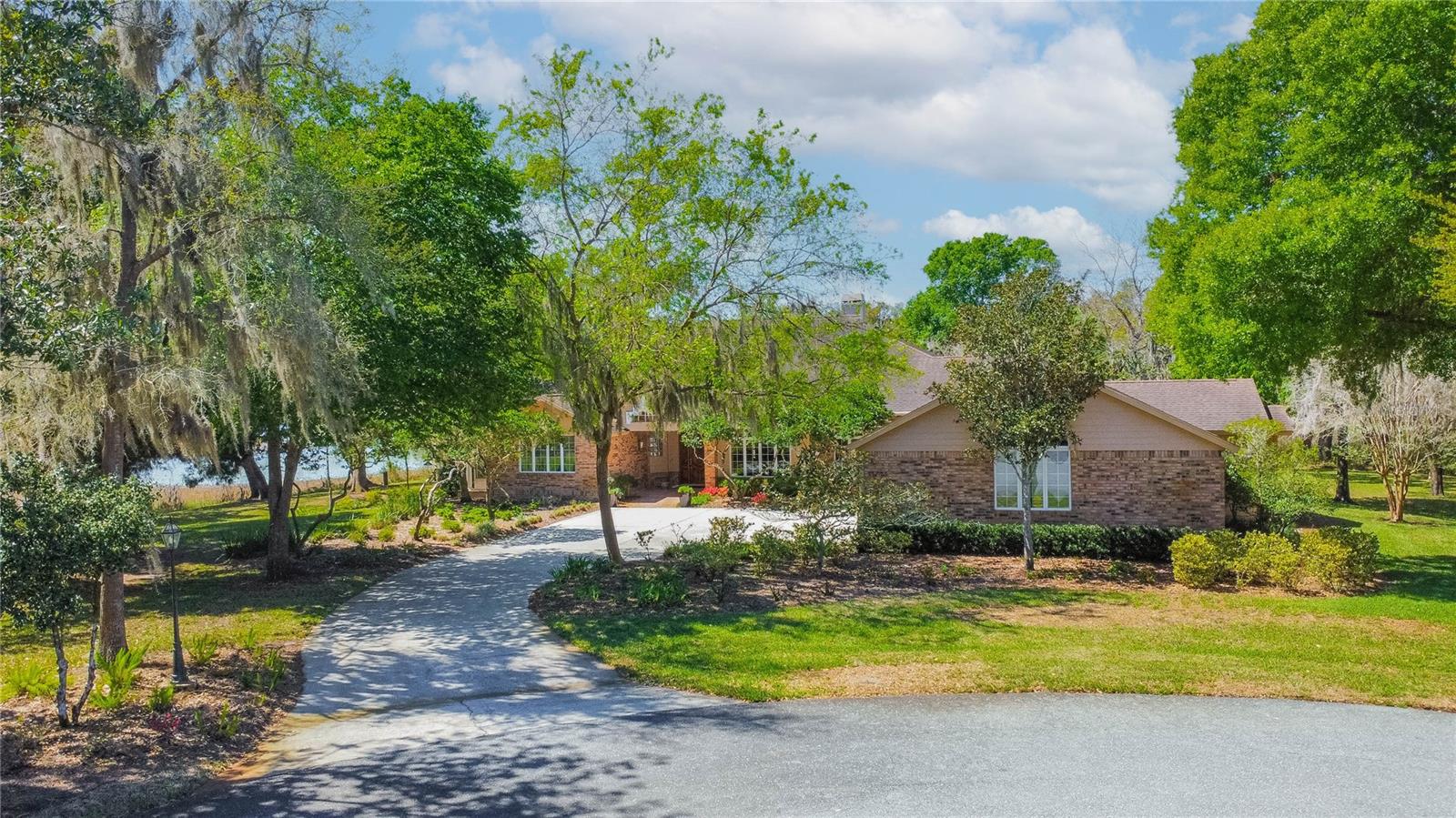 Image 70 of 78 For 8950 E Eden Walk Court