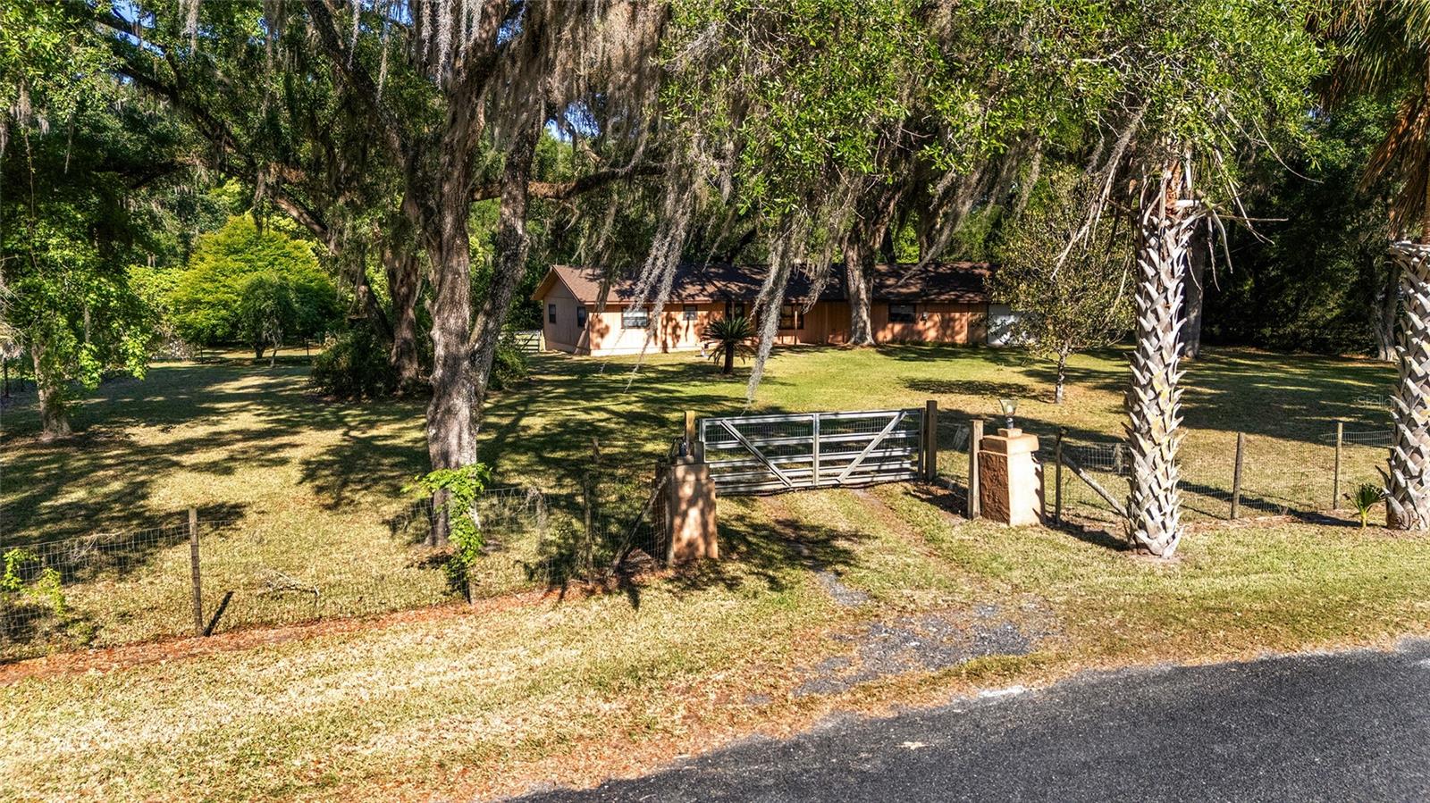 Image 32 of 33 For 14020 160th Avenue