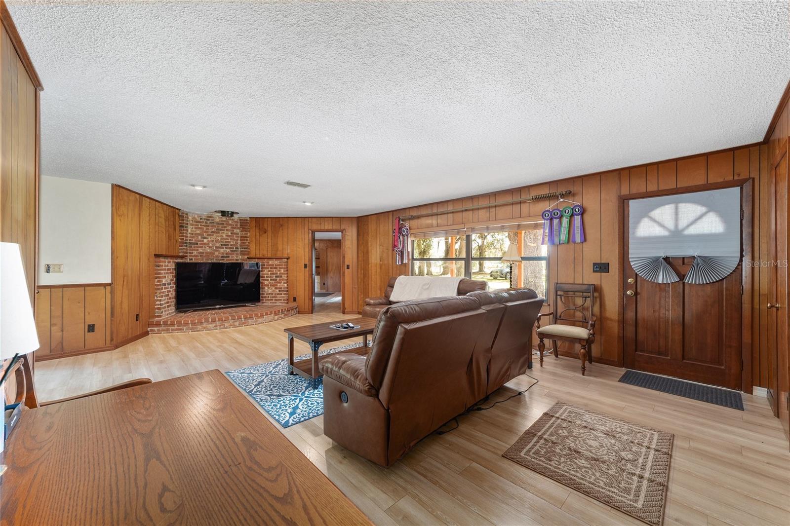 Image 9 of 33 For 14020 160th Avenue