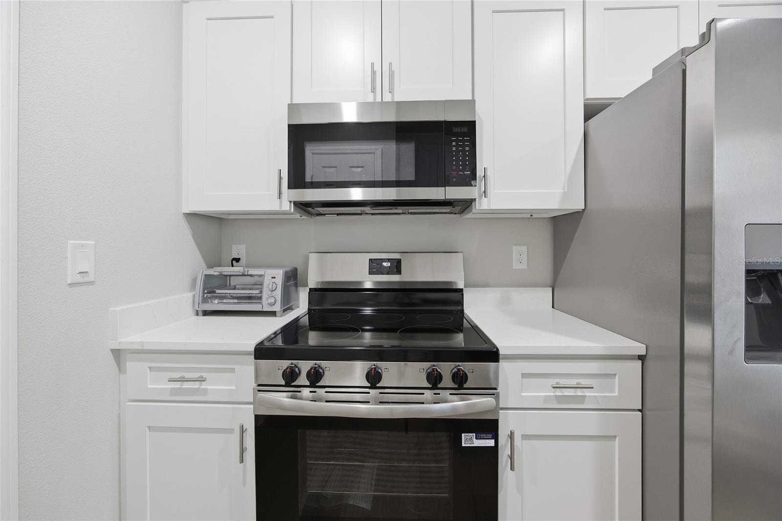 Image 13 of 35 For 13469 106th Street