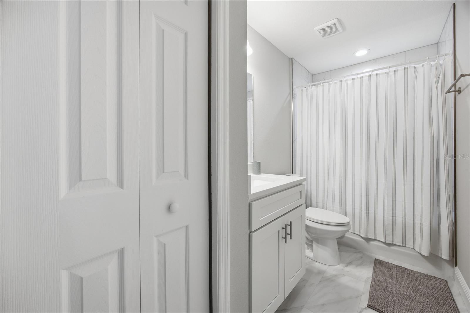 Image 16 of 35 For 13469 106th Street