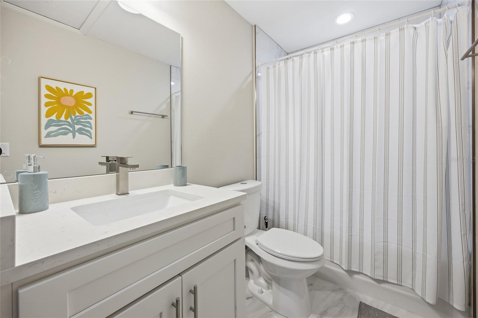 Image 17 of 35 For 13469 106th Street