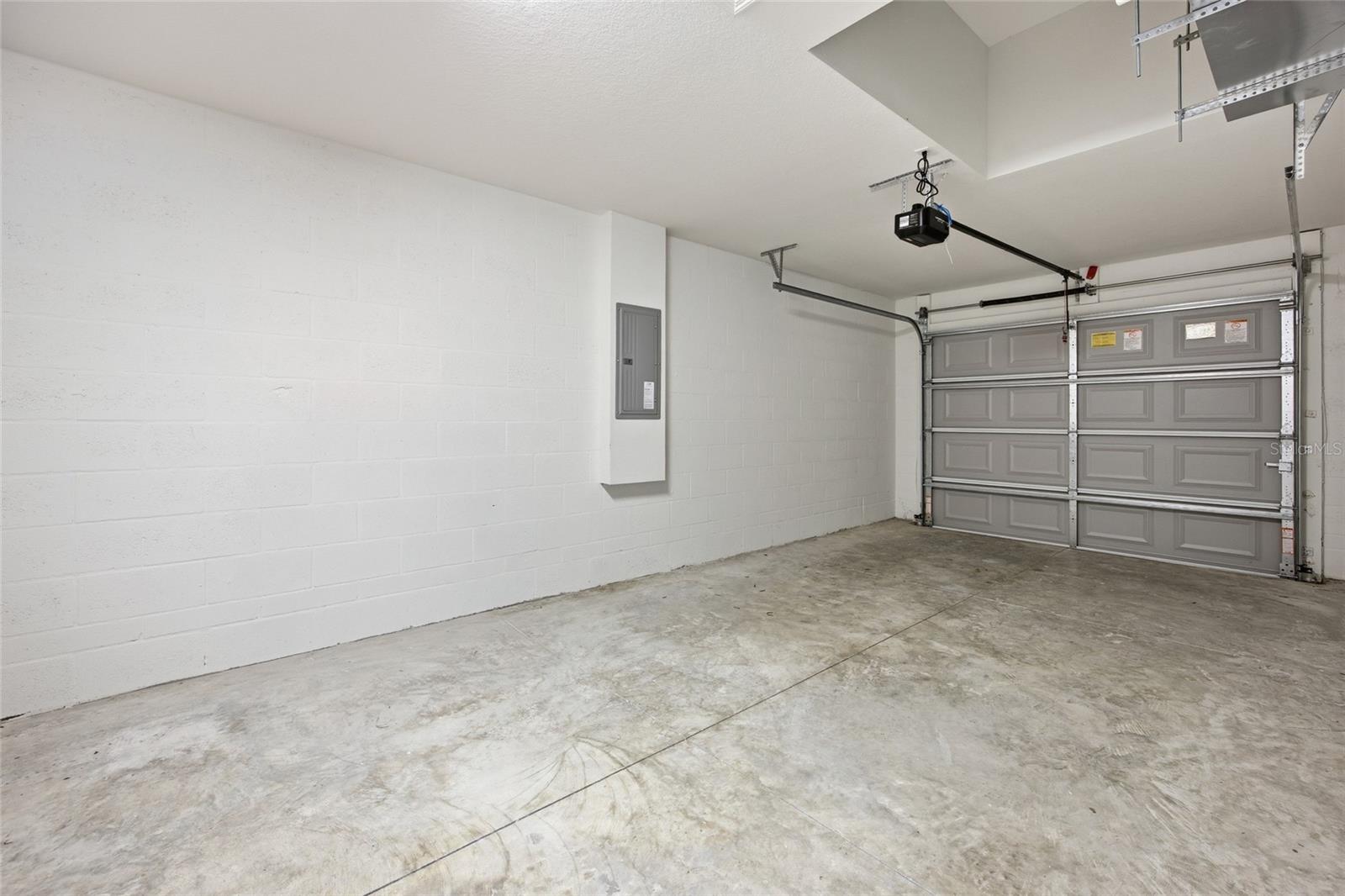 Image 26 of 35 For 13469 106th Street