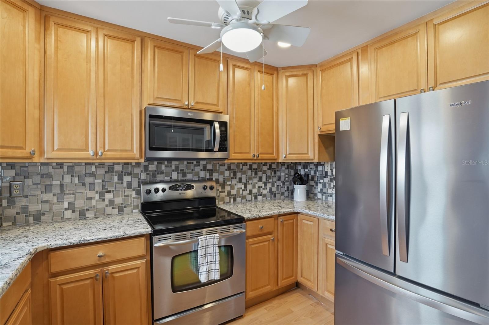 Image 17 of 67 For 1624 Stickney Point Road 1624-208