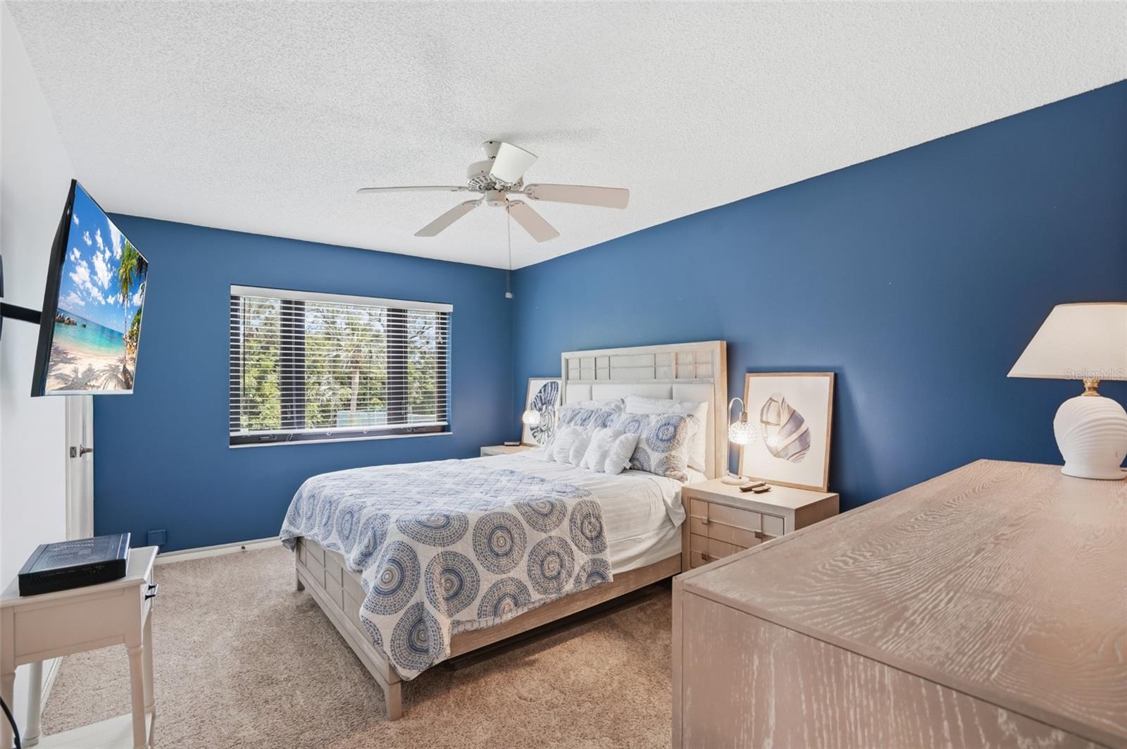 Image 20 of 67 For 1624 Stickney Point Road 1624-208