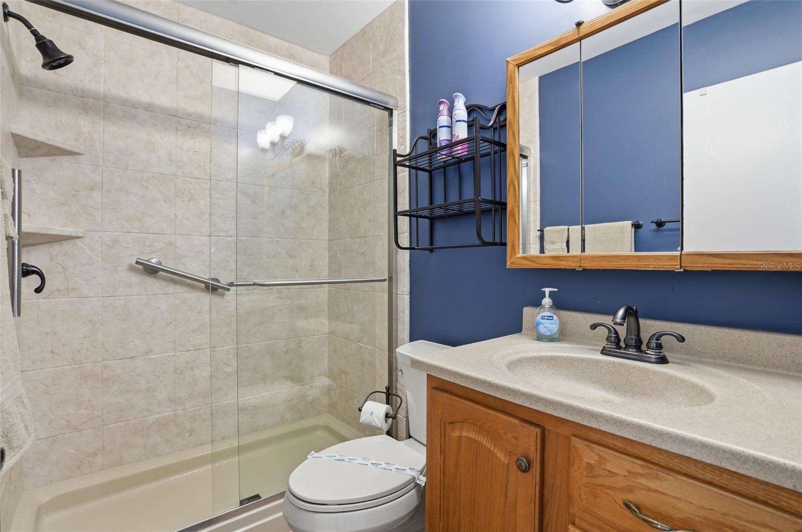 Image 23 of 67 For 1624 Stickney Point Road 1624-208