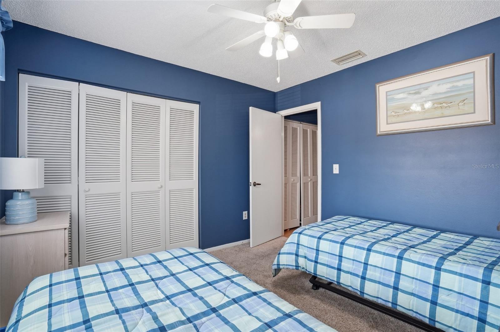 Image 28 of 67 For 1624 Stickney Point Road 1624-208