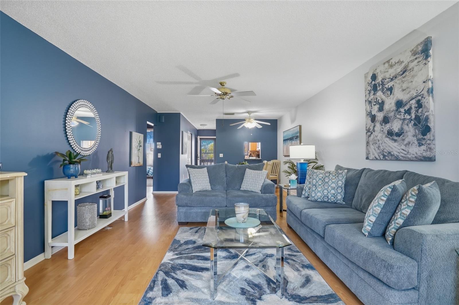 Image 4 of 67 For 1624 Stickney Point Road 1624-208