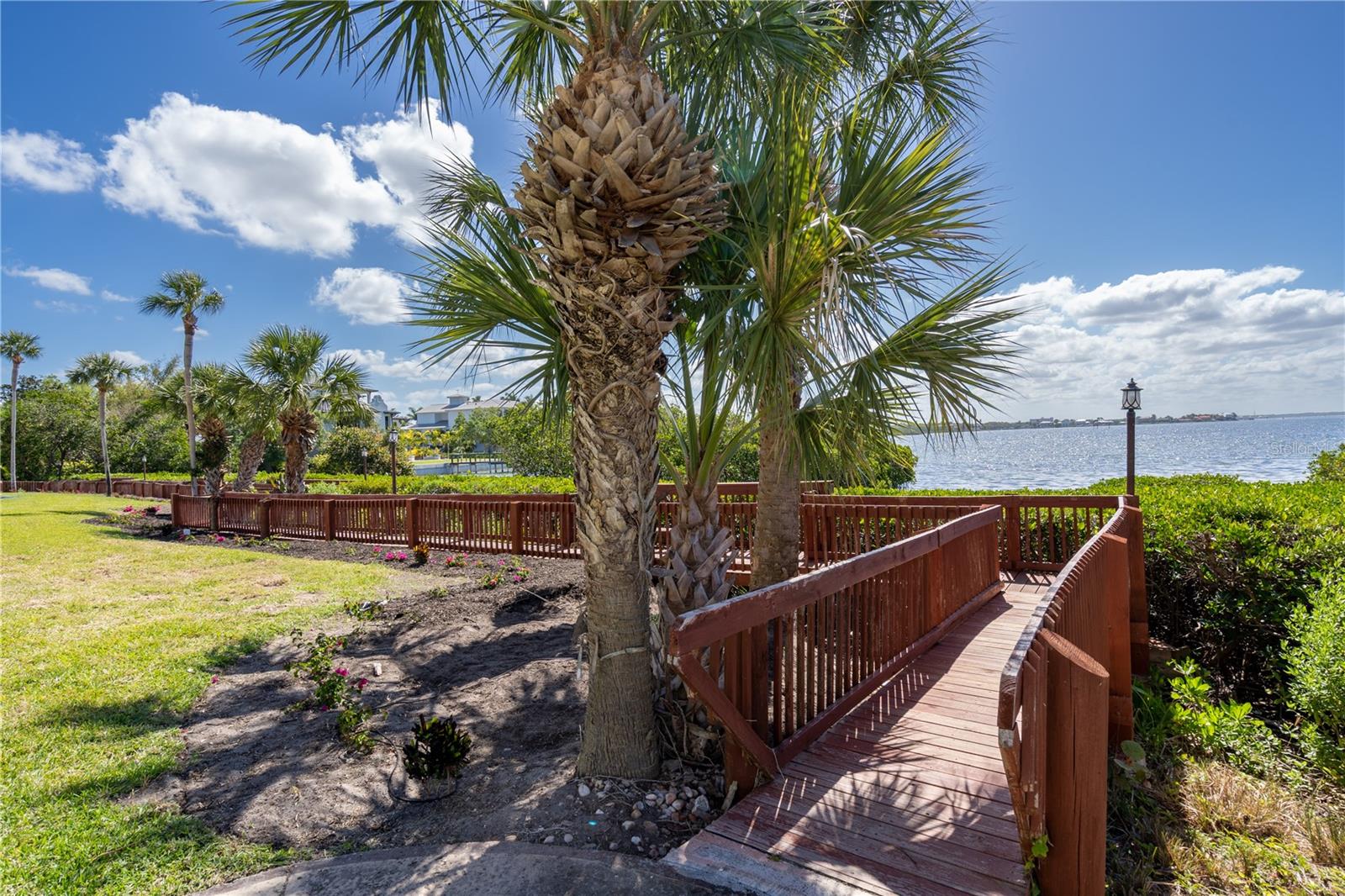 Image 57 of 67 For 1624 Stickney Point Road 1624-208