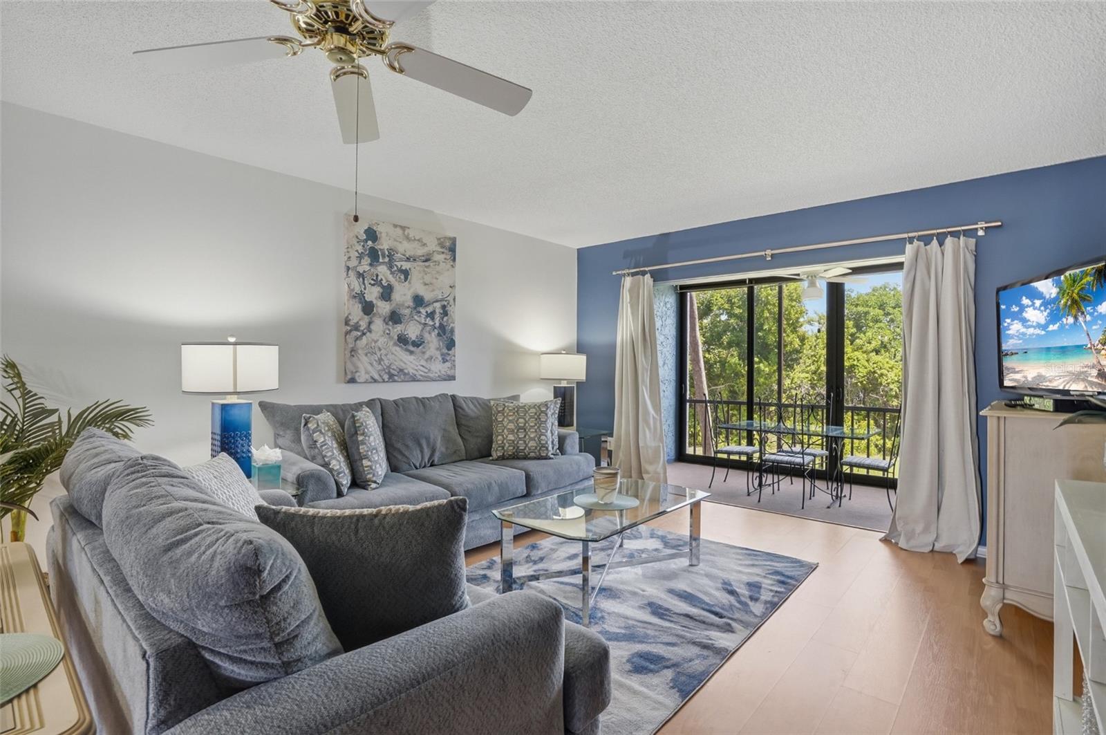 Image 6 of 67 For 1624 Stickney Point Road 1624-208