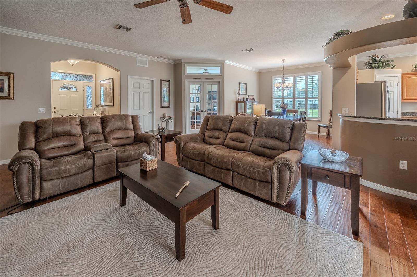 Image 11 of 74 For 15525 14th Avenue Road