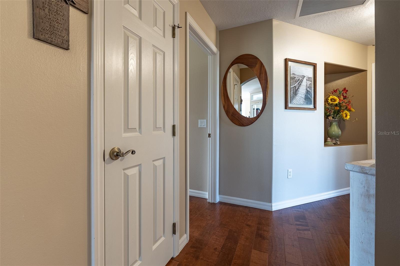 Image 31 of 74 For 15525 14th Avenue Road