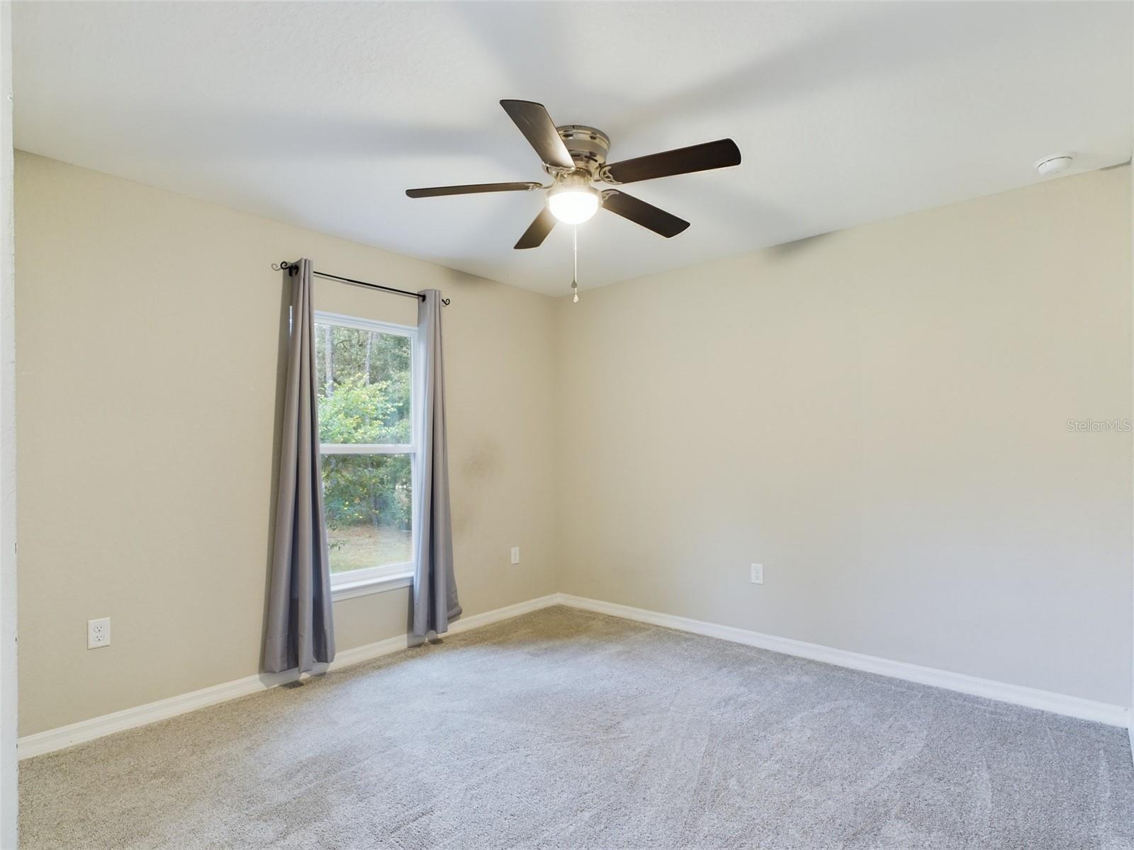 Image 7 of 17 For 10102 188th Circle