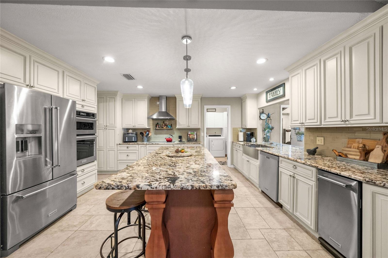 Image 11 of 72 For 9525 72nd Court