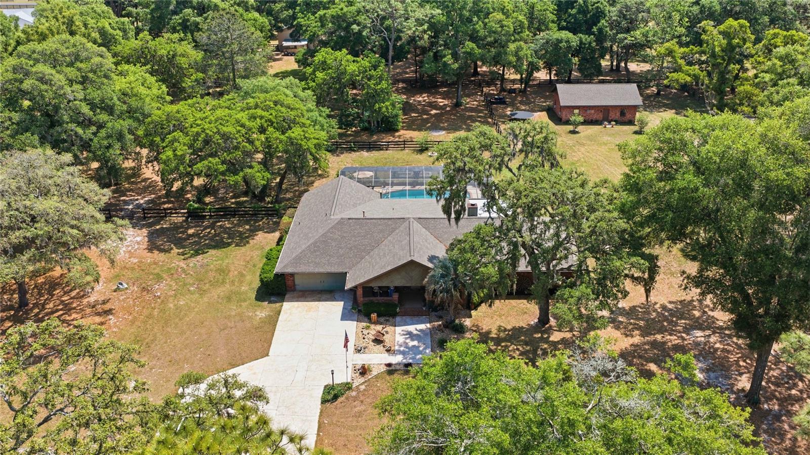 Image 3 of 72 For 9525 72nd Court