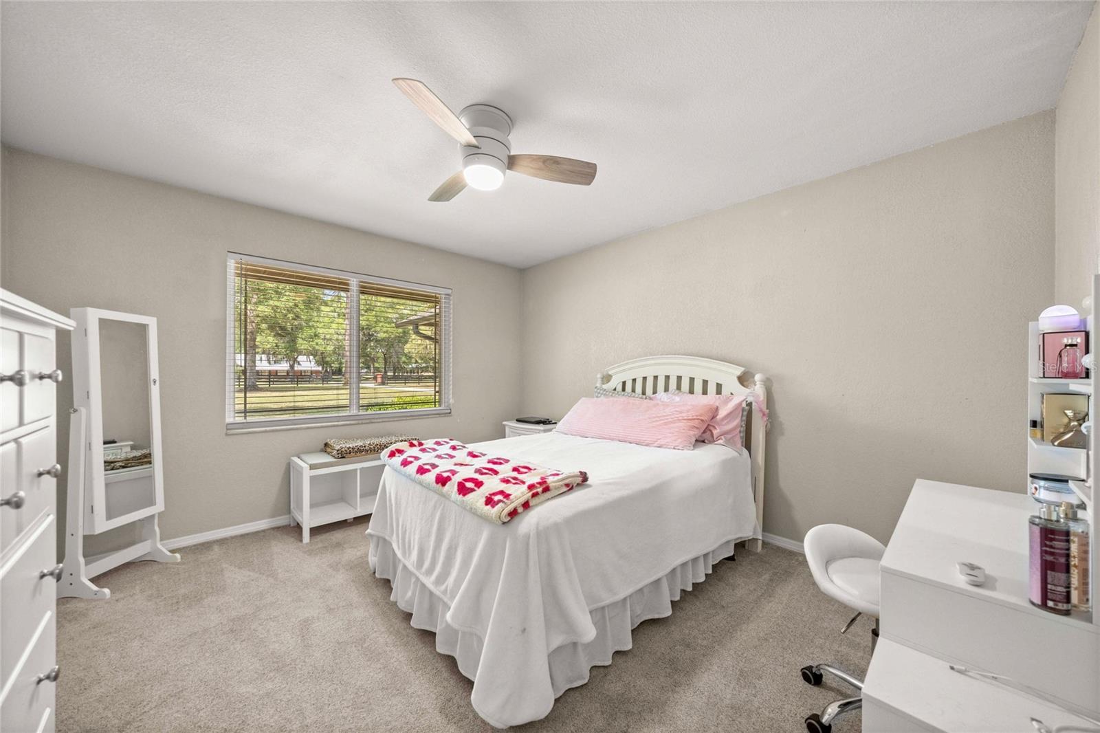 Image 37 of 72 For 9525 72nd Court