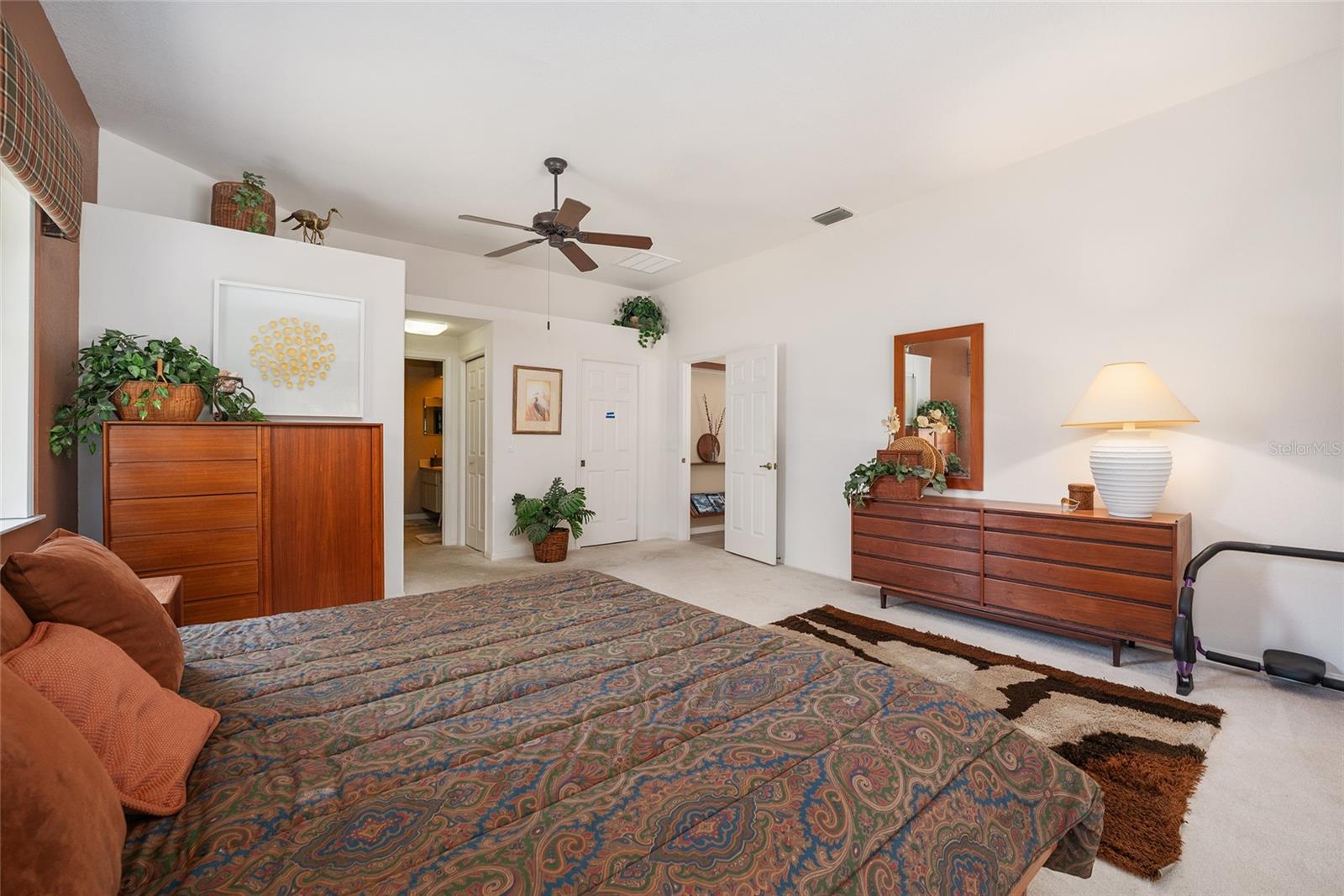 Image 41 of 76 For 8827 194 Court