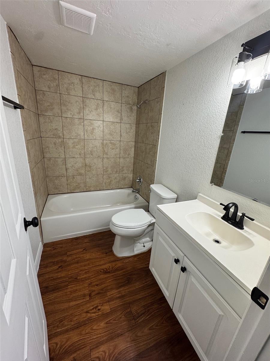 Image 12 of 13 For 1751-1751 2nd Street 1