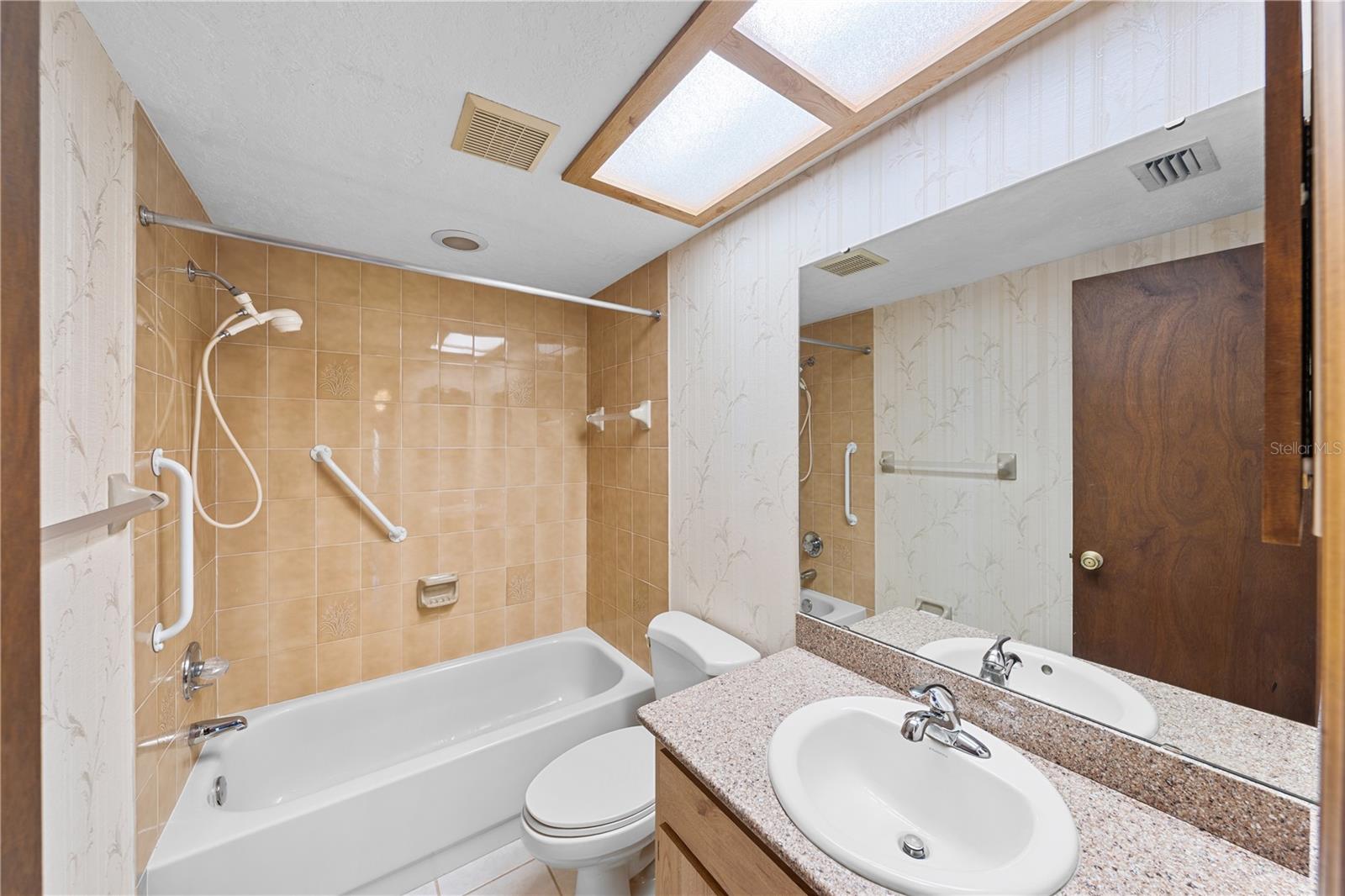 Image 11 of 51 For 10500 65th Terrace