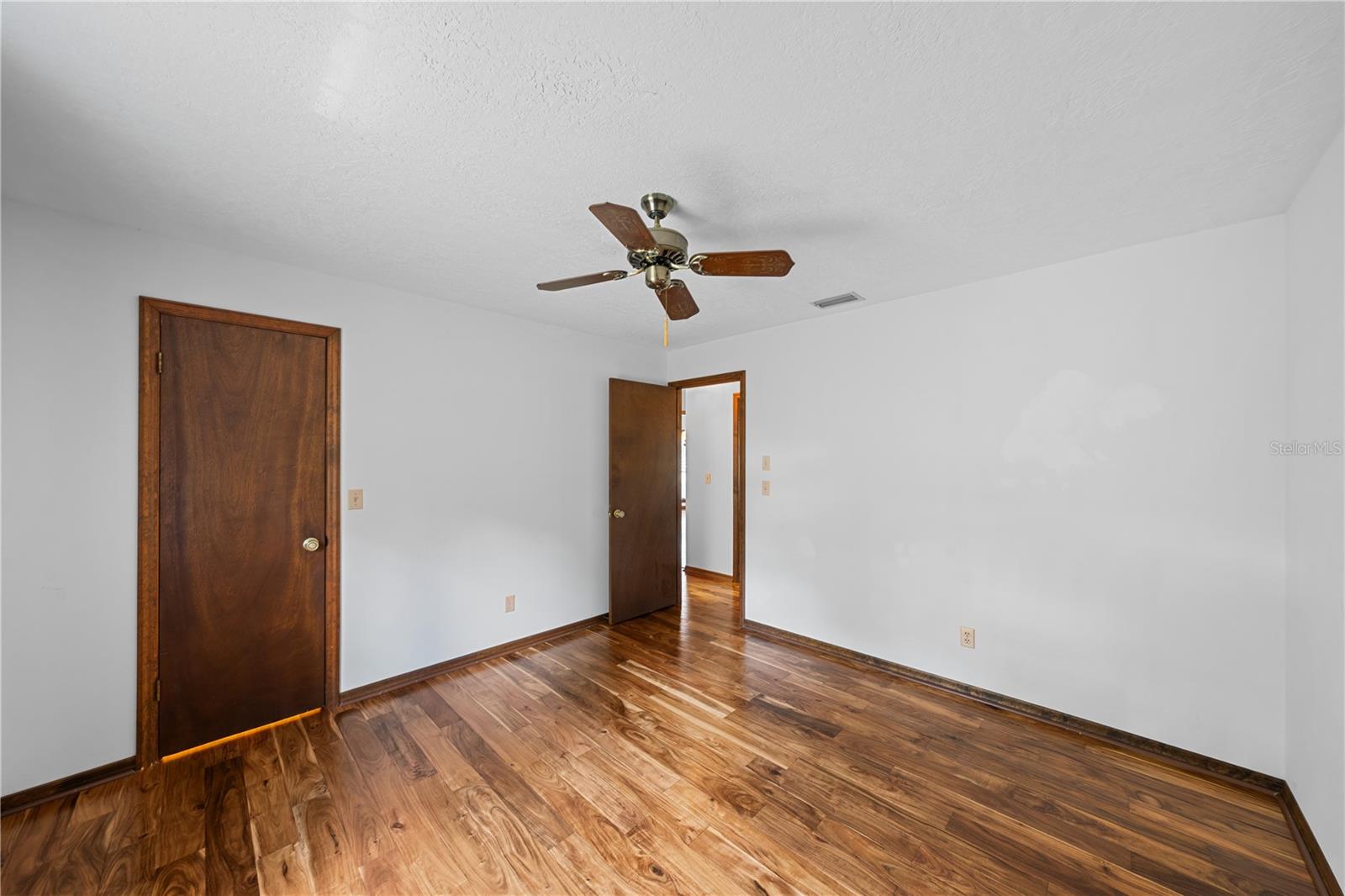 Image 14 of 51 For 10500 65th Terrace