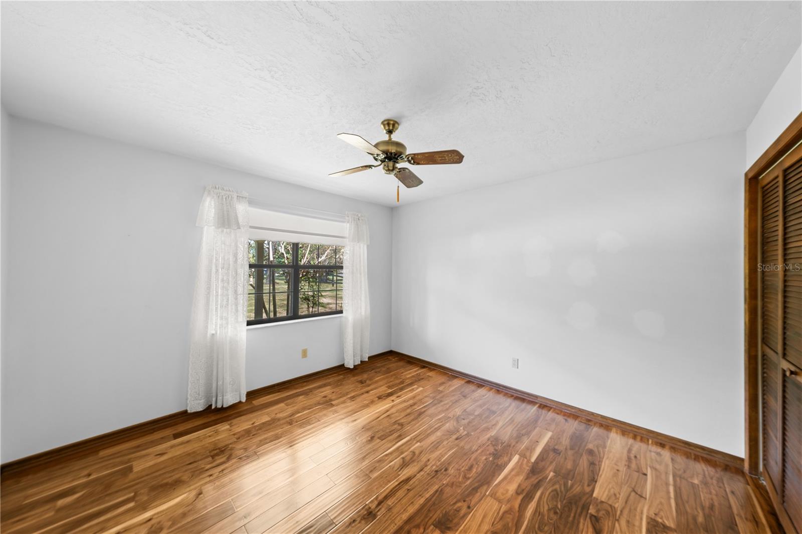 Image 15 of 51 For 10500 65th Terrace