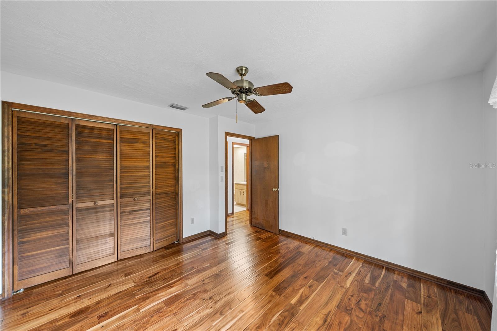Image 17 of 51 For 10500 65th Terrace