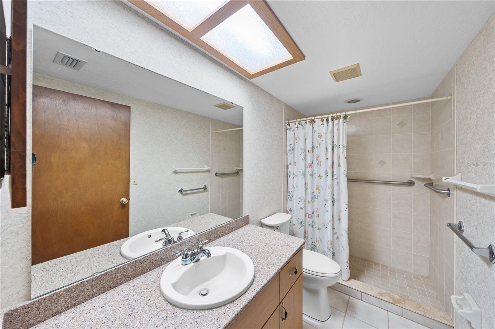 Image 33 of 51 For 10500 65th Terrace