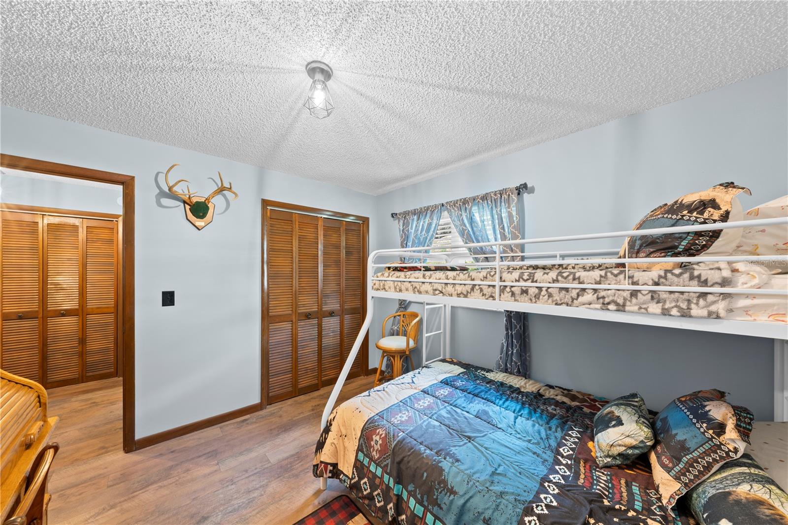 Image 7 of 47 For 1820 175th Terrace Road