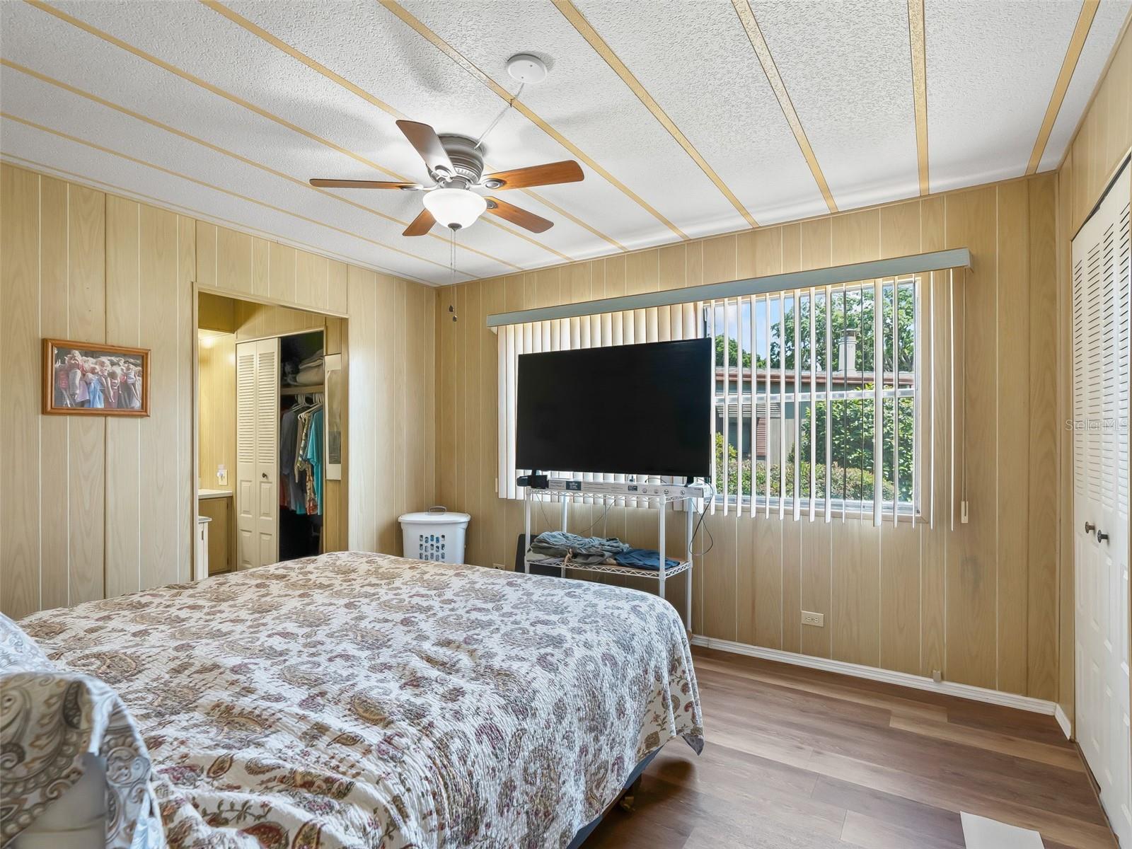 Image 13 of 27 For 3226 39th Avenue