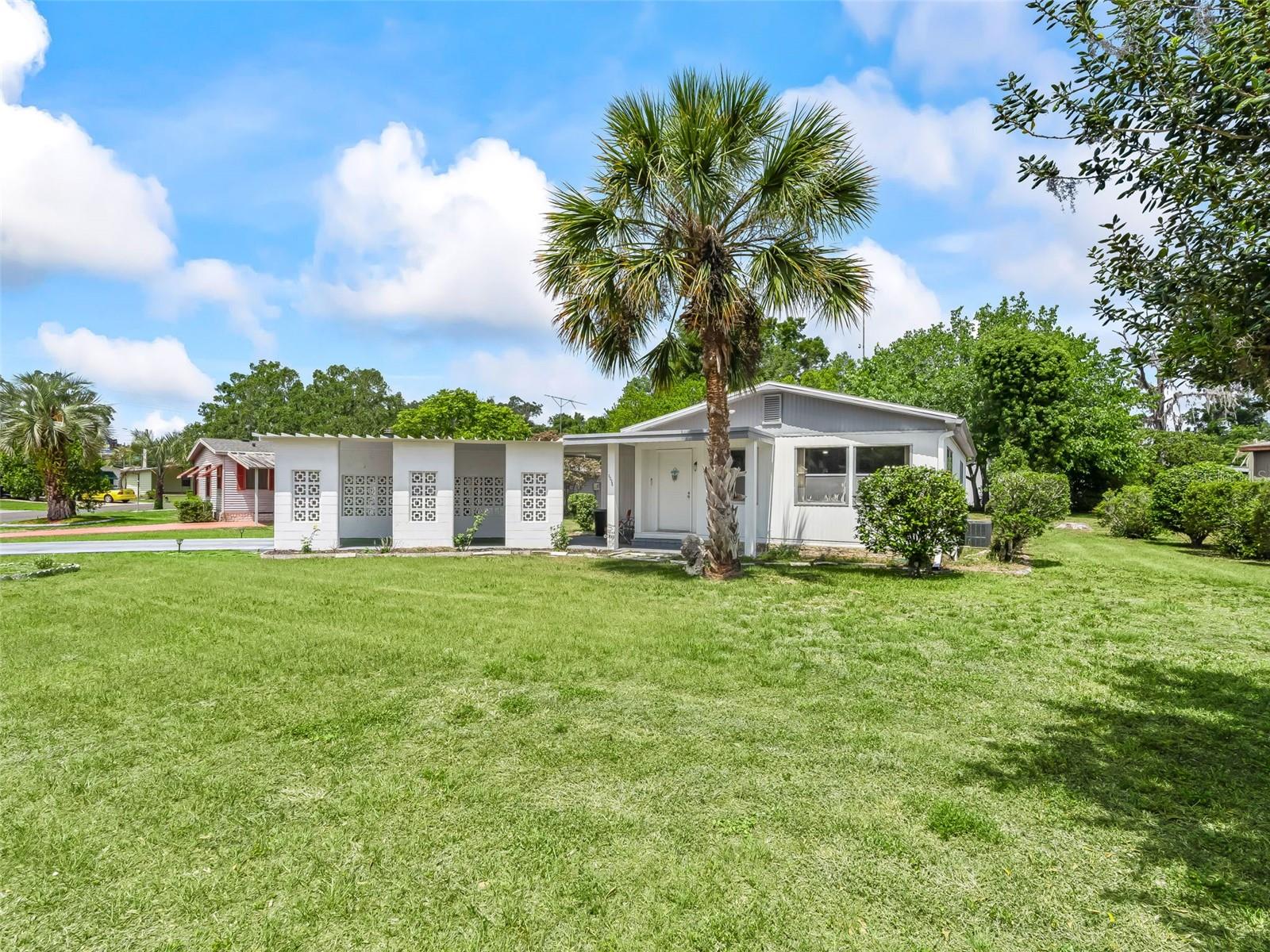 Image 3 of 27 For 3226 39th Avenue