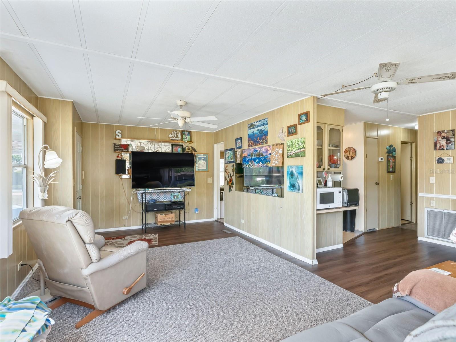 Image 7 of 27 For 3226 39th Avenue