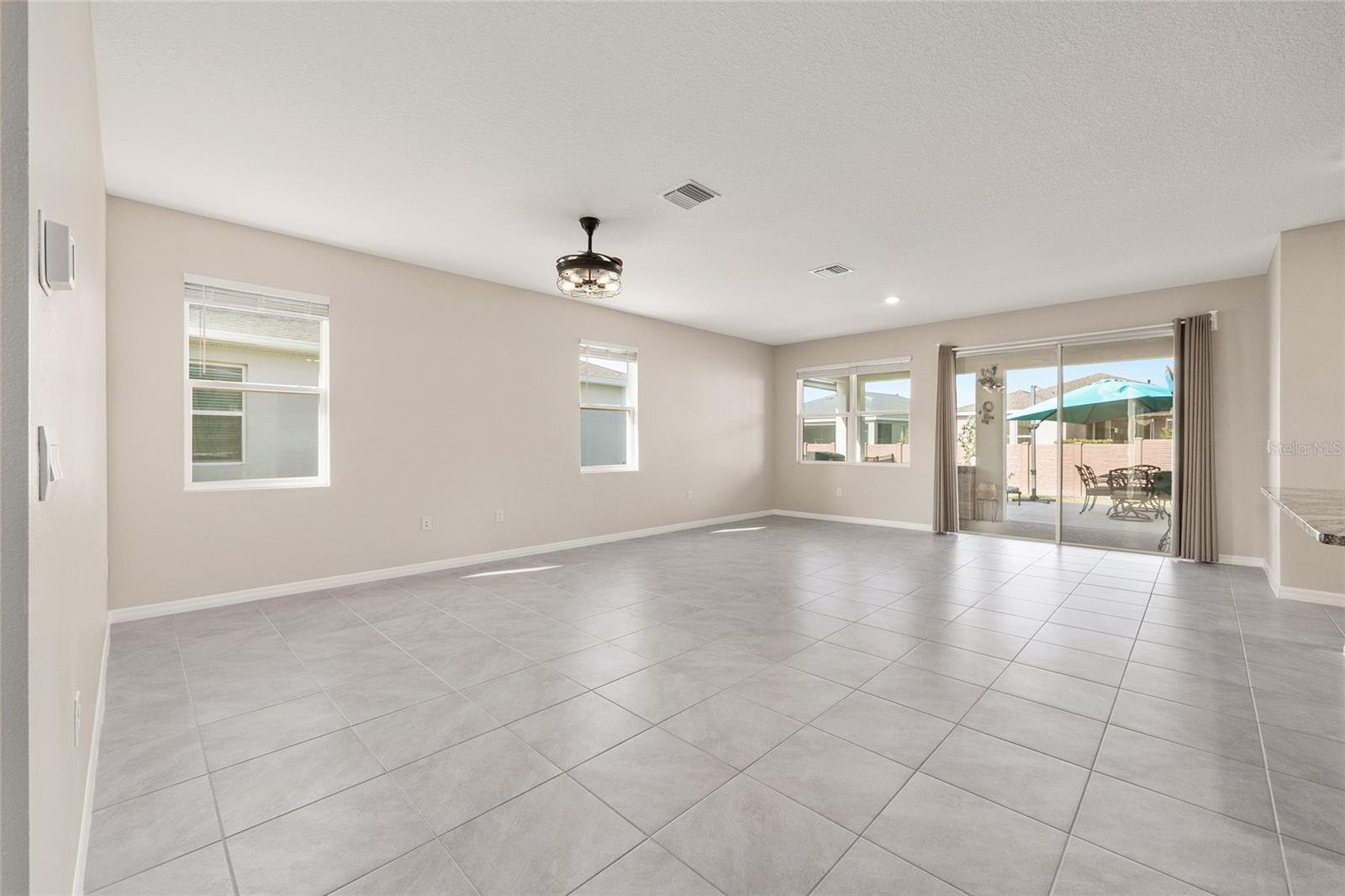 Image 8 of 75 For 4324 55th Court
