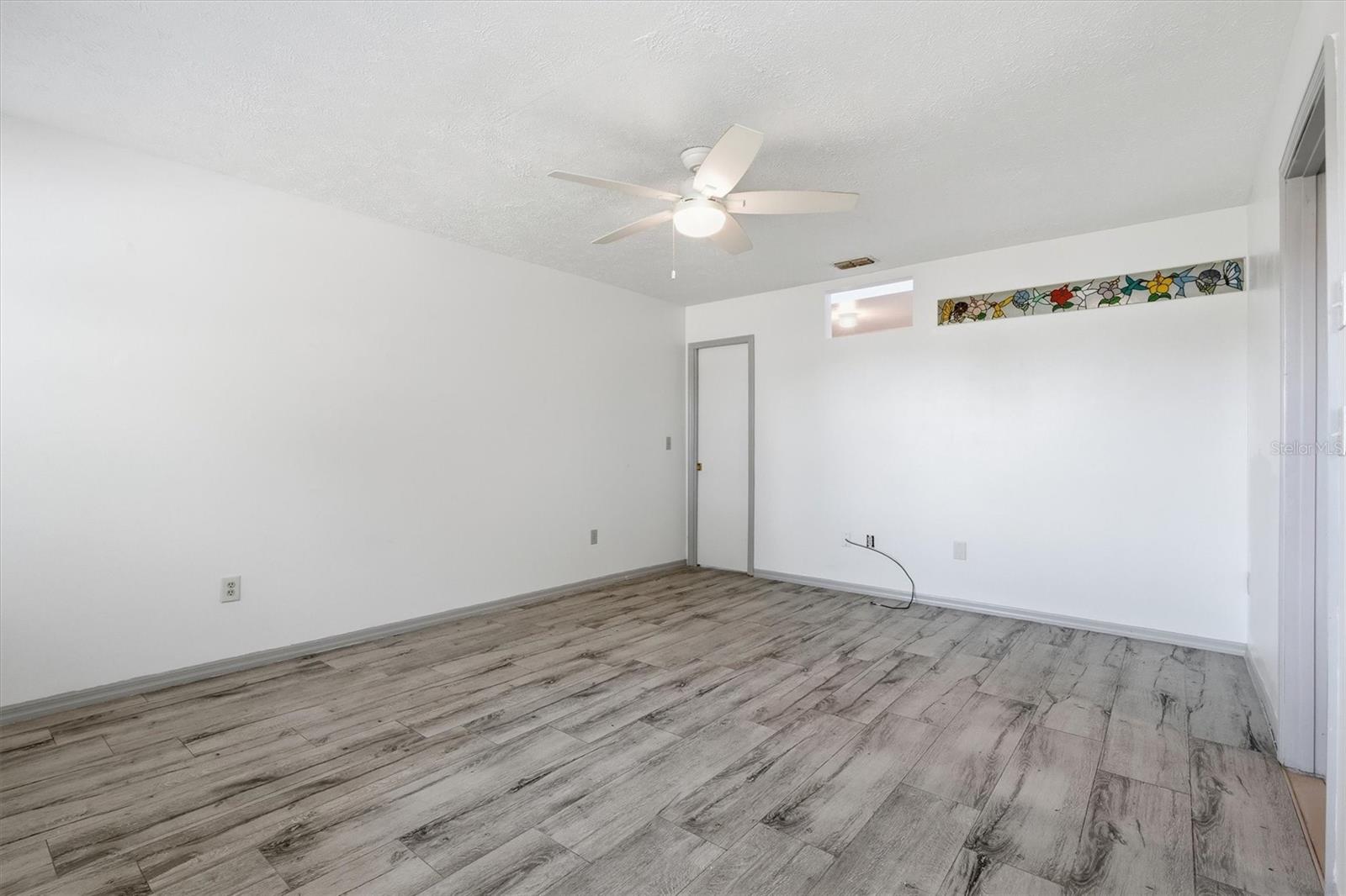 Image 12 of 31 For 2270 34th Street