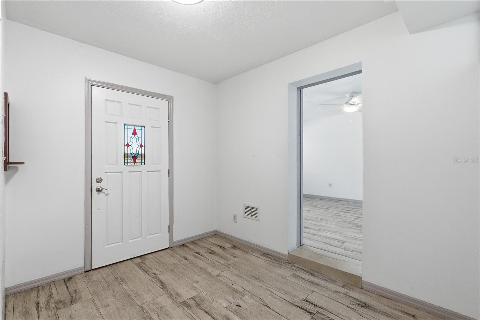 Image 3 of 31 For 2270 34th Street