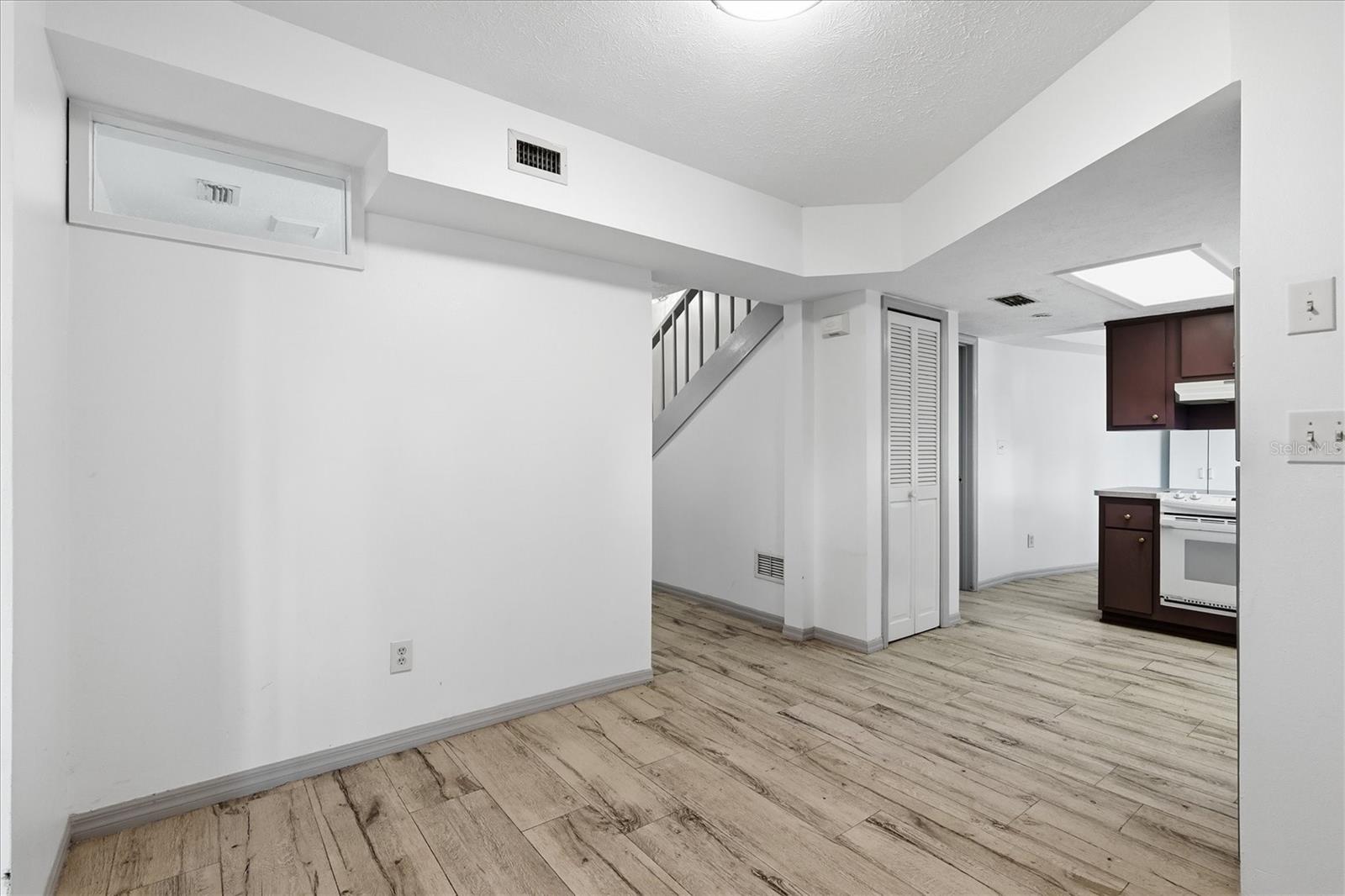 Image 4 of 31 For 2270 34th Street