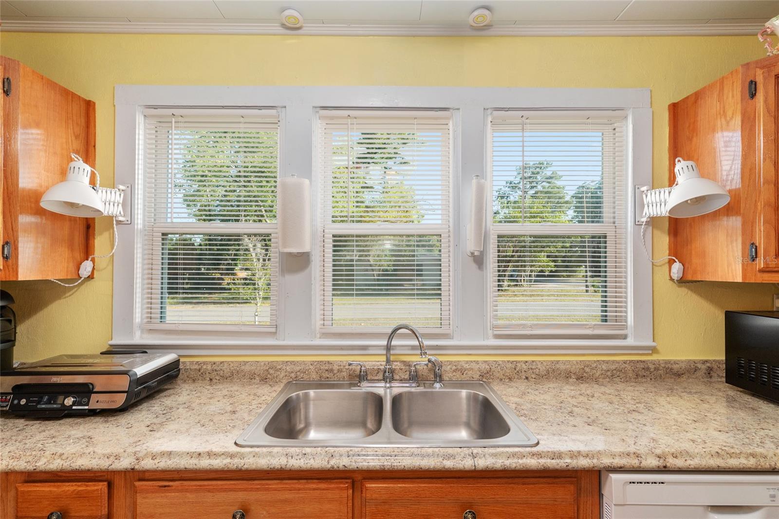 Image 14 of 41 For 503 1st Street