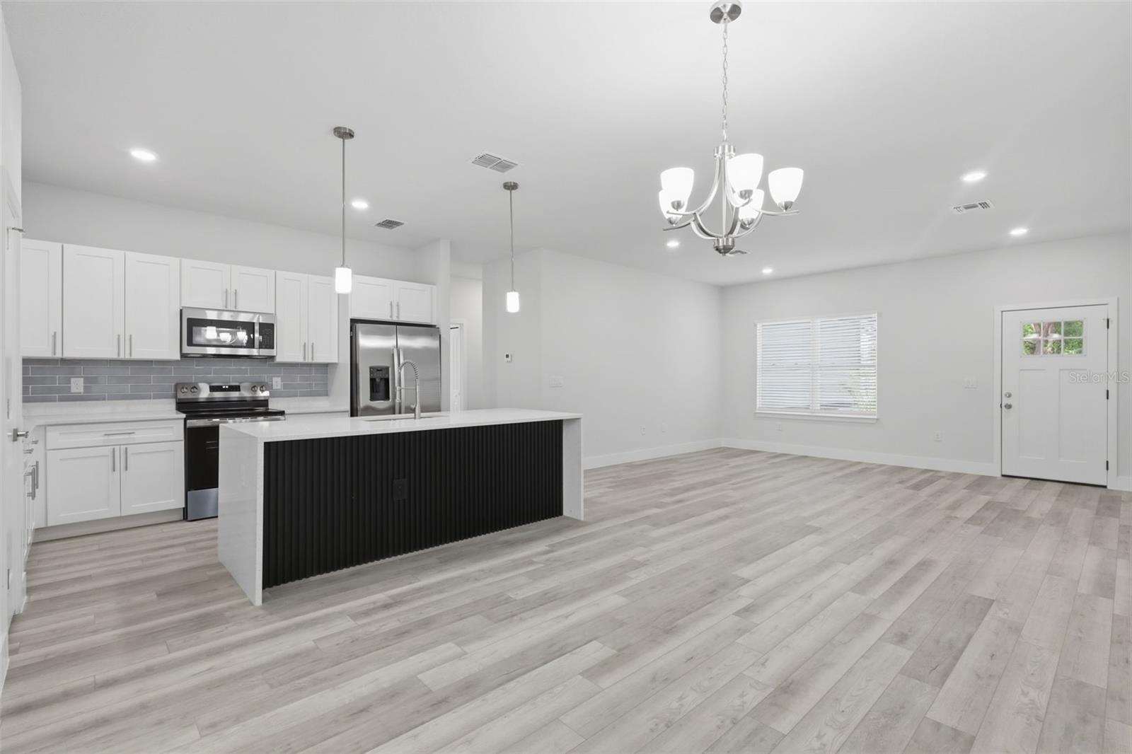 Image 12 of 46 For 16475 89th Terrace