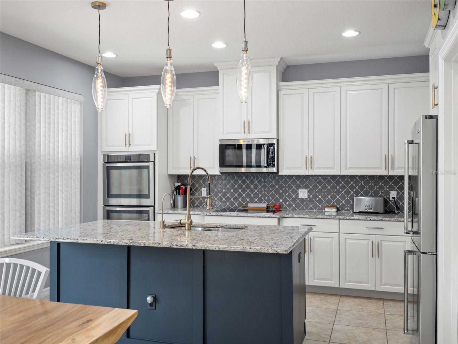 Image 18 of 63 For 4896 Palmetto Park Drive