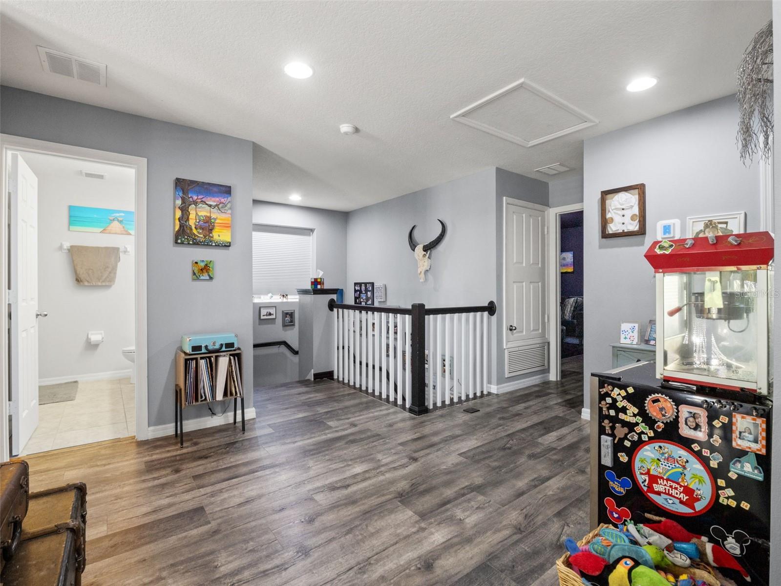 Image 22 of 63 For 4896 Palmetto Park Drive