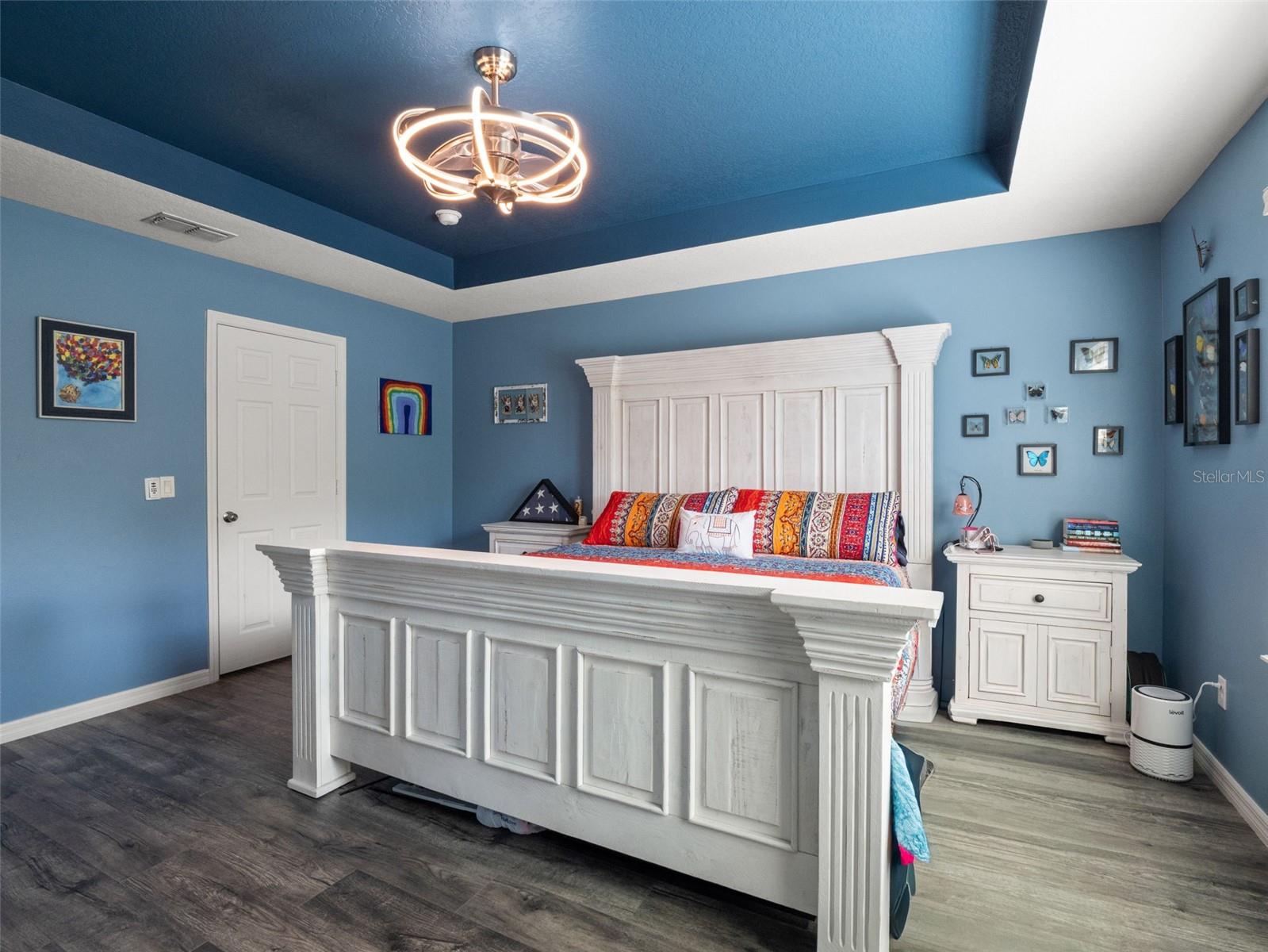 Image 26 of 63 For 4896 Palmetto Park Drive
