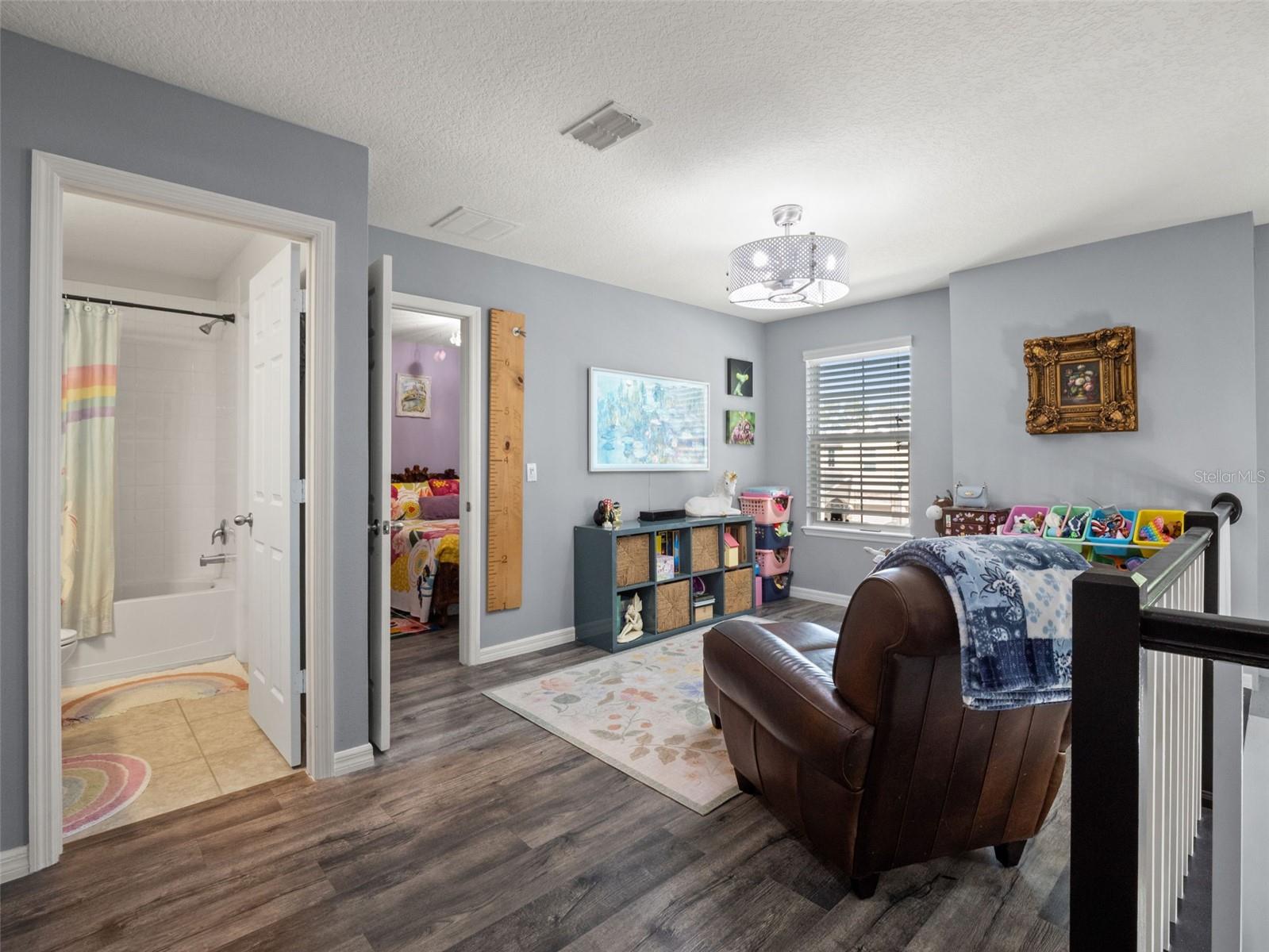 Image 33 of 63 For 4896 Palmetto Park Drive