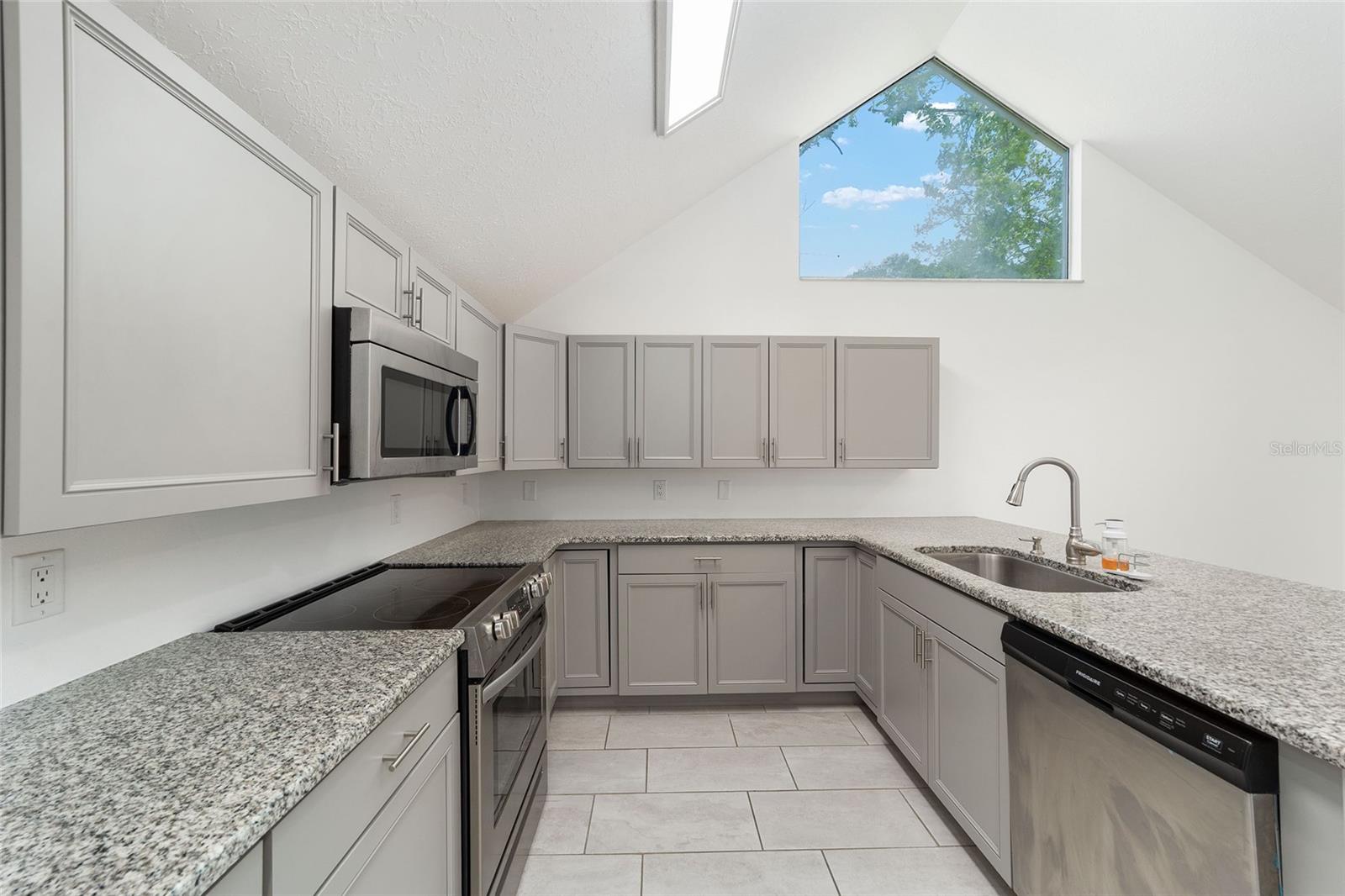 Image 21 of 59 For 2159 7th Terrace