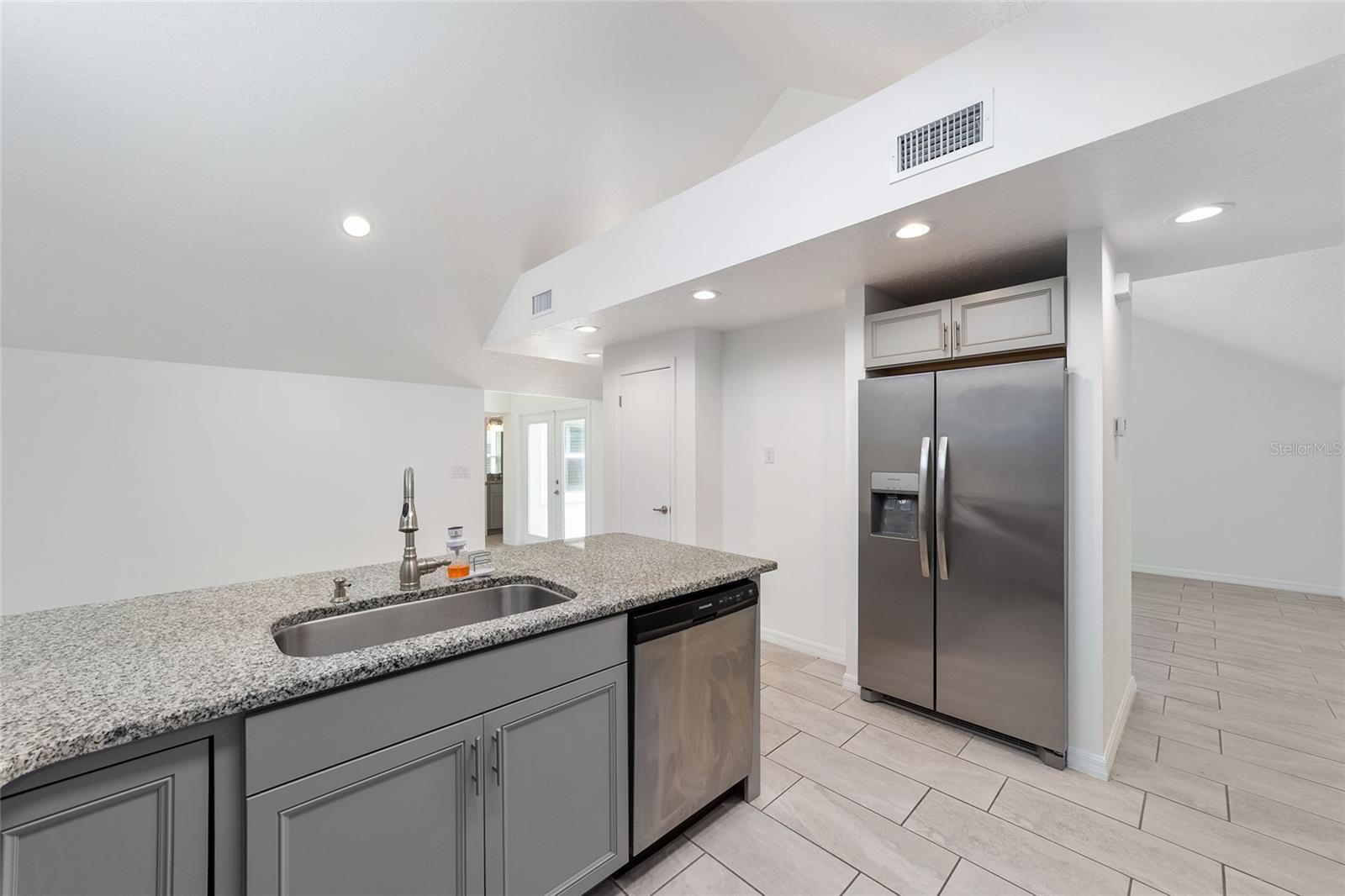Image 22 of 59 For 2159 7th Terrace