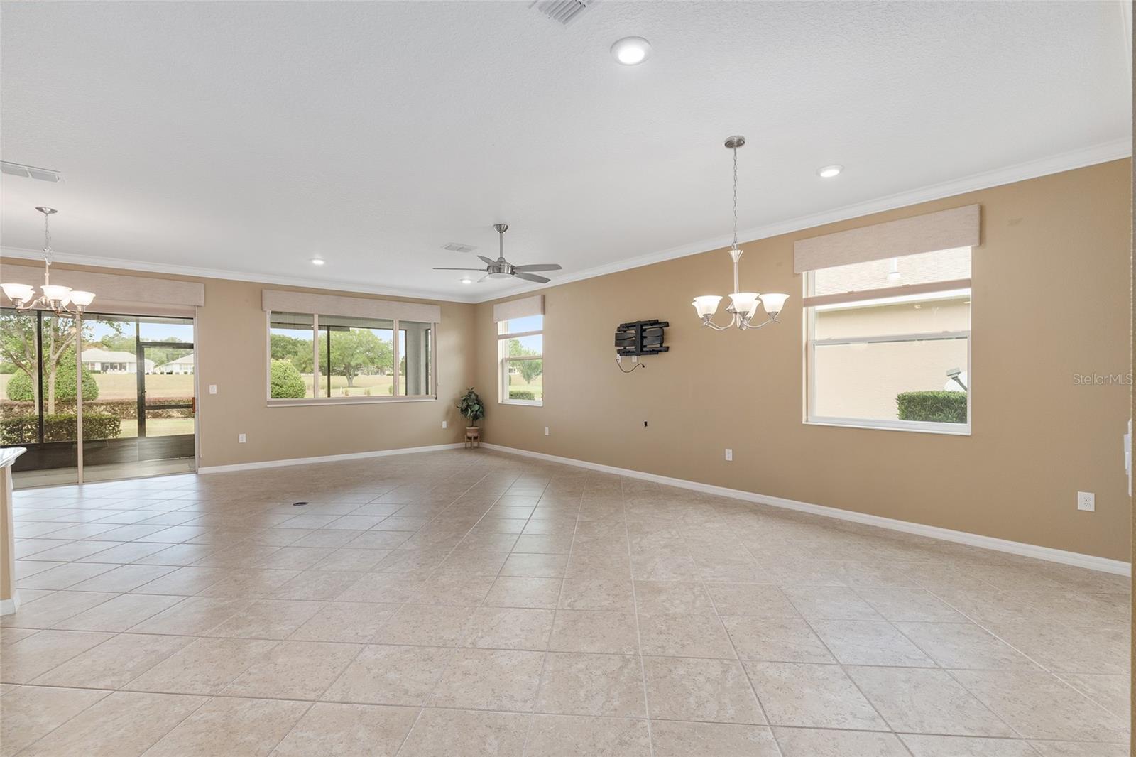Image 11 of 60 For 9326 97th Circle