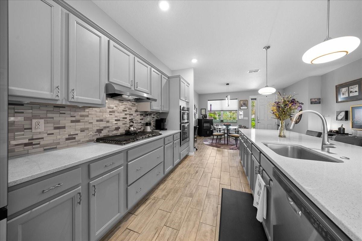 Image 10 of 33 For 8221 78th Terrace Road