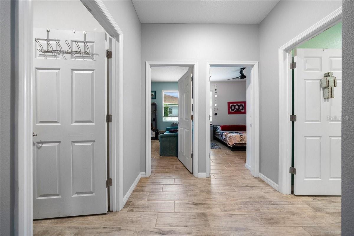Image 18 of 33 For 8221 78th Terrace Road