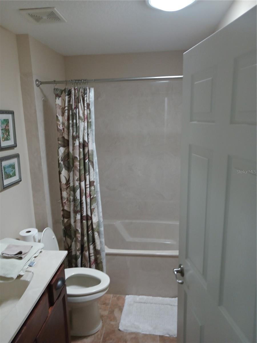 Image 23 of 27 For 987 65 Circle