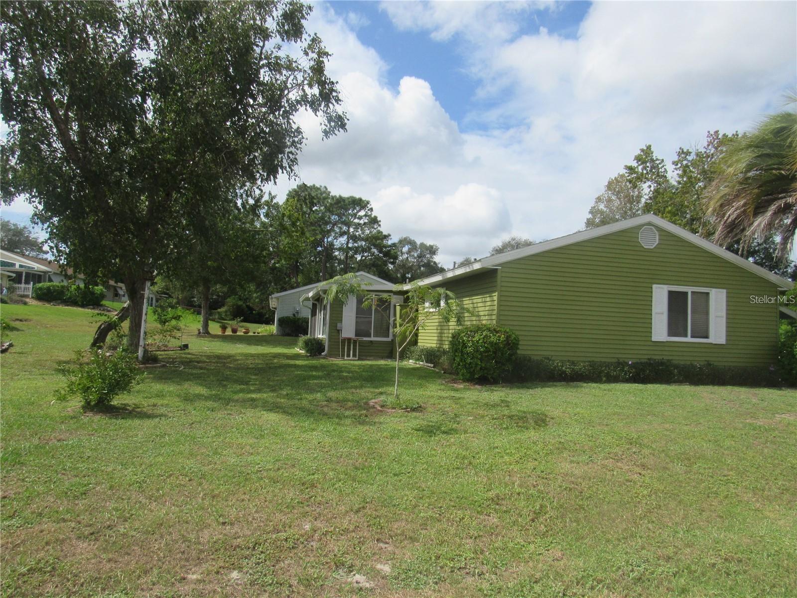 Image 3 of 21 For 8942 109th Lane